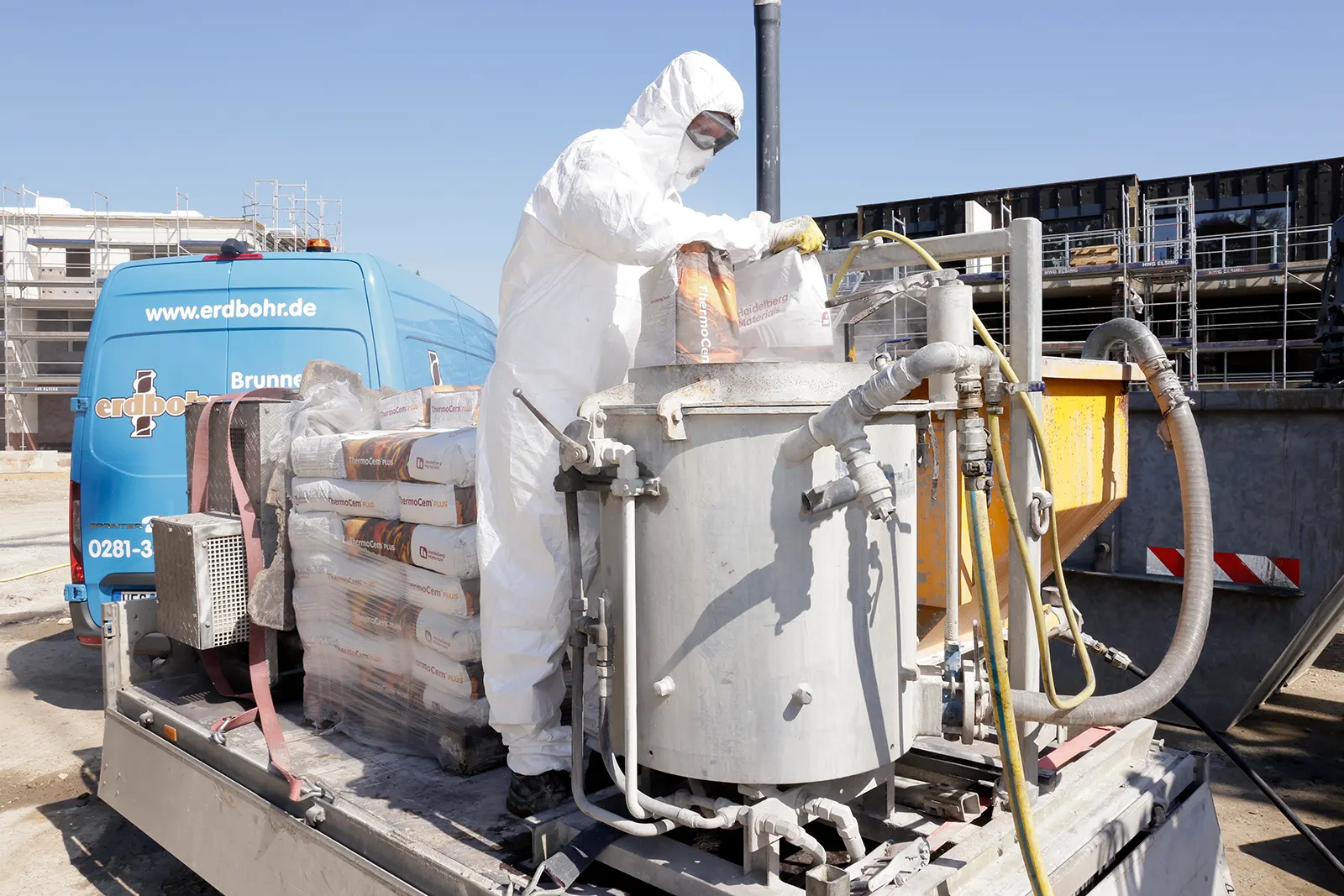 Erdbohr Mitarbeiter